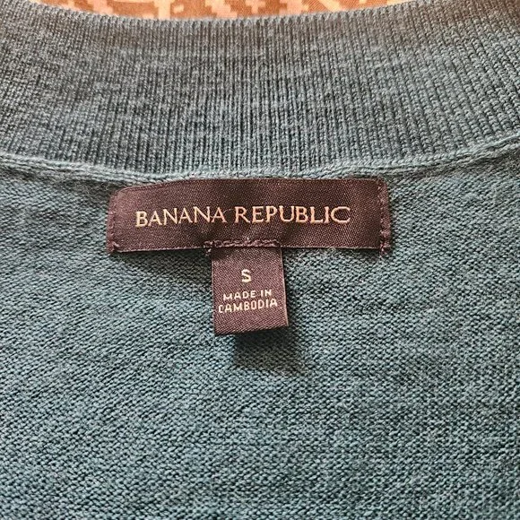 Banana Republic Women's V-Neck Sweater SZ Small 100% Merino Wool Green Preppy - Picture 7 of 14